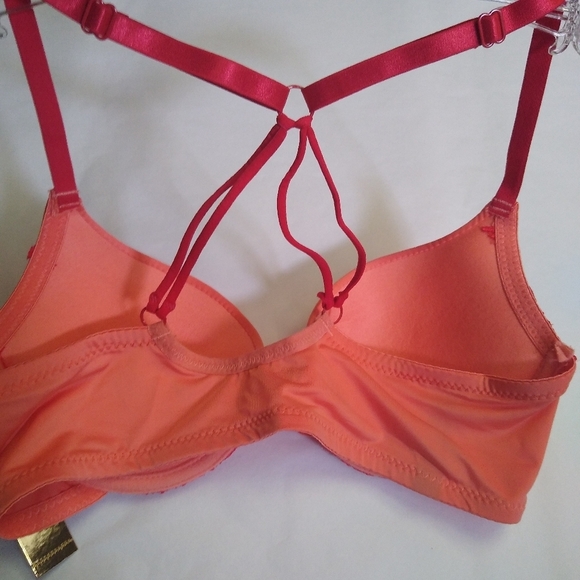 Tart Noir Collections Split X Strap Lacy Bra - Picture 9 of 12